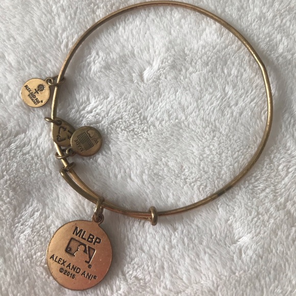 NY Yankees Alex and Ani gold bracelet - Picture 2 of 2